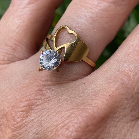 NWT Stainless Steel Gold zircon double Heart Woman ring Size 6.5 - Picture 4 of 16